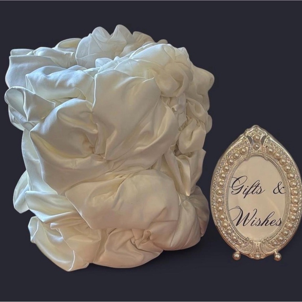 Beautiful Custom Ivory Satin Wedding
Card box- Wedding Accessories